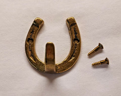 Solid Brass Horseshoe Hook w/ Screws 1 3/4″x1 3/4″