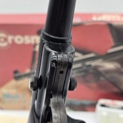 Vintage Crosman MARK I Single Shot .22 Caliber Pellet CO2 Target Pistol w/box