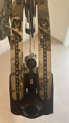 Mathews V3 27 RH Bow w/ Sight, Stabilizer, Quiver, SKB Case 29.5″ draw, 60#
