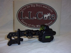 Garmin Xero A1 Bow Sight 2″ Auto-Ranging w/ LEDs, Right-Handed 010-01781-00