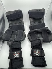 Eight Ball Black Pads, for Bike, Skate, and Scooter, Adult 14+(06)