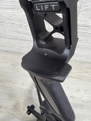 Used Mathews Lift 29.5 Right Handed Black Riser Bottomlands Limbs