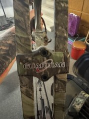 Bowtech Guardian RH Camo Compound Bow 50-70lb 25-30.5in Draw 33.75in