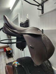 Close Contact, English Saddle, Dark Brown, 16.5, hardly used