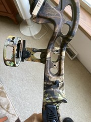 Martin Jaguar 40# Recurve Bow With 3 Pin Sight