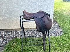 17.5 M. Toulouse Monoflap Eventing Saddle Medium Tree Used Good Condition