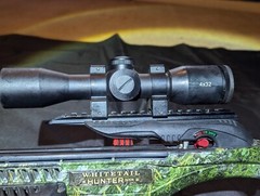 Barnett Whitetail Hunter STR MO Camo Crossbow with 4×32 Scope 375 FPS