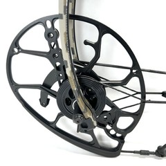 Mathews Lift 29.5 Bow RH 27″/ 65lbs. – Black and Mossy Oak Bottomlands