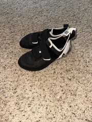 Black Diamond Black And White Climbing Shoes Size Men’s 6 Womens 7 Excellent Con