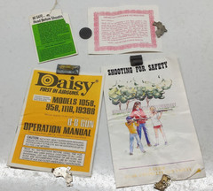 Vintage Daisy Red Ryder BB Gun «Box & Paperwork Only» Circa 1988