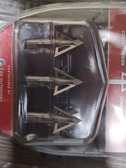 G5 Outdoors Bone Collector 100 Grain 1 1/16″ Cut Fixed Blade Broadhead 3 Pack