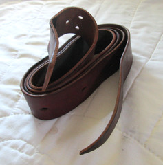6′ BURGUNDY LEATHER LATIGO STRAP