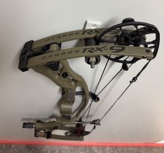 Hoyt Carbon RX 9 RH 60-70# Wilderness 25-30″ Draw Length (Read Description)