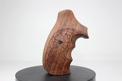 RSD Grips Brand S & W K/L/X – Frame Round Butt Compatible Walnut Grips