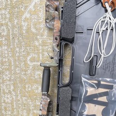 Martin Archery recurve Bow Black/Camo 30lb 28in w/ Hard Case & Arrows