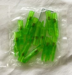 Gold Tip Nocks .245 w/ adjustable set screw & Allen wrench 1dz Florescent Green