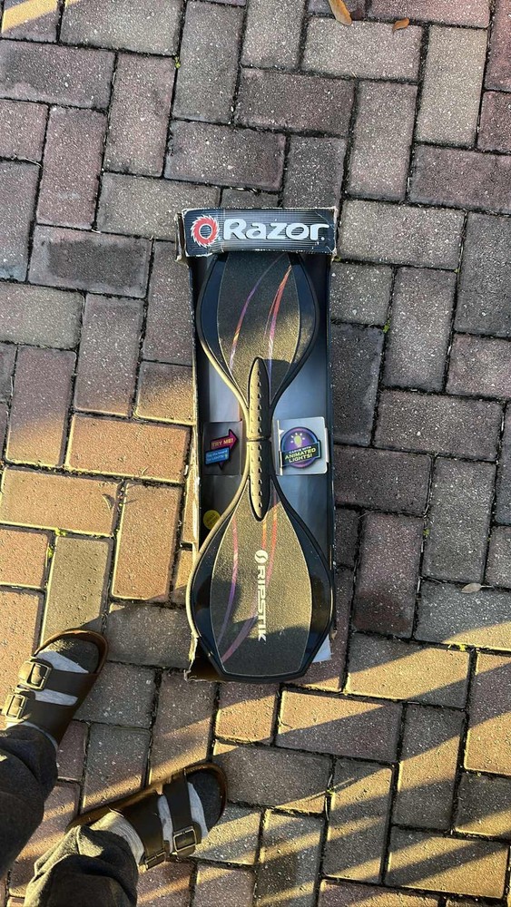 Razor RipStik Electric Caster Board 2-Wheel Skateboard Lights