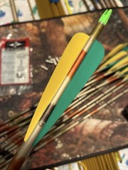 RARE !!! COLLECTOR BEAR GRAYLING ARROW BOX (12) EASTON XX75 2018 ARROWS +INSERTS