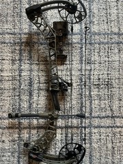 Mathew’s V3 31-29.5 inch draw length- 65# and 75# switch weight mods included