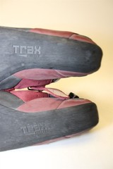 Evolv Elektra Womens Size 38 7.5 Merlot Grey Climbing Approach Bouldering Shoes