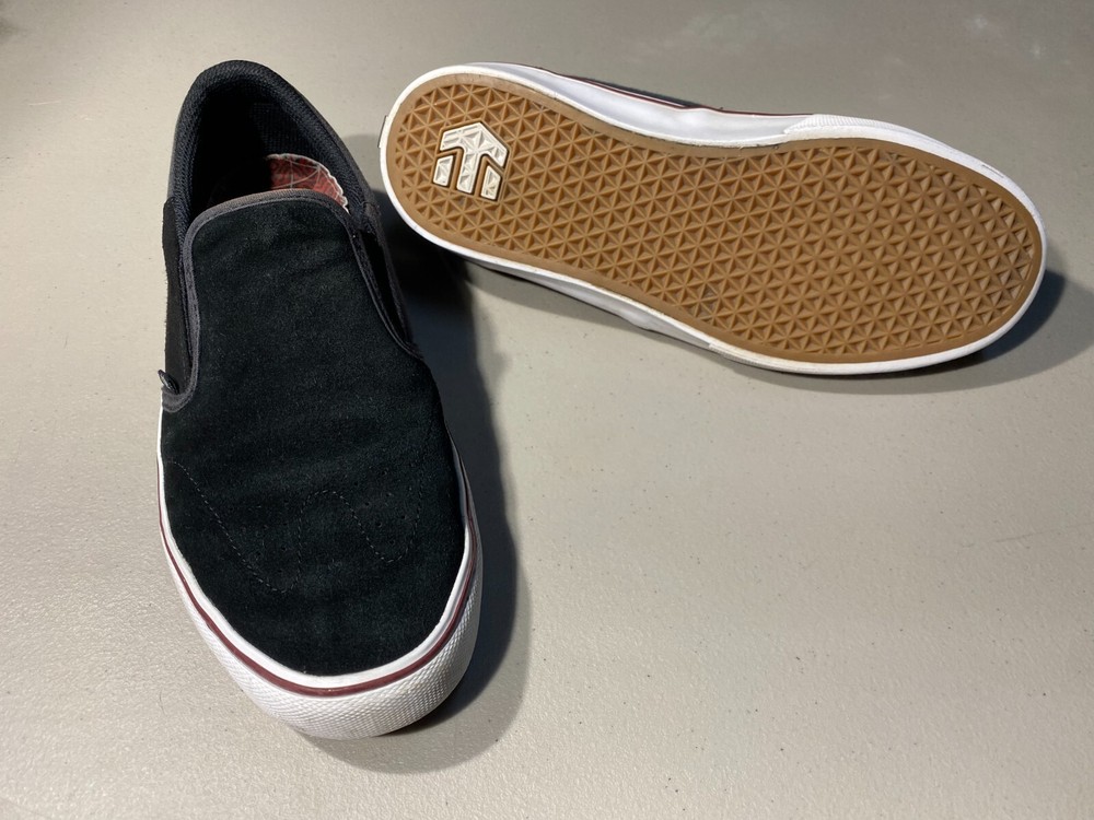 Etnies Marana Slip Chase Hawk Skate Shoes – Black Suede – 9.5