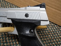Crosman 1600 Co2 Air Pistol & Browning Buckmark URX Air Pistol
