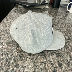 VANS Gray Snapback Cap Skateboarding Cotton Blend One Size Logo Hat