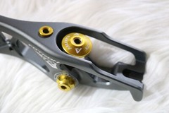 Akusta 25″ Fotron CNC Recurve Riser / Right Hand / Metal Gray