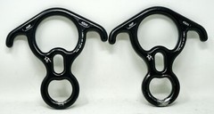 Lot of [2] AMP Kura Figure 8 Descenders with Ears (Aluminum) Black