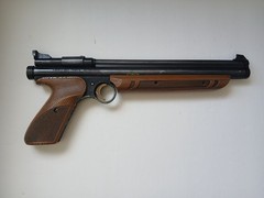 VINTAGE CROSMAN 1377 AMERICAN CLASSIC .177 CAL MULTI-PUMP PNEUMATIC AIR PISTOL