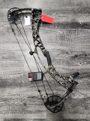 Hoyt AX-2 32 – Left Hand – 28 1/4-29″ draw – 60-70LBS – Bottomland