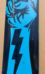 2002 BLACK LABEL MIKE VALLELY «BLACK & BLUE» SKATEBOARD DECK RARE SCREEN PRINTED