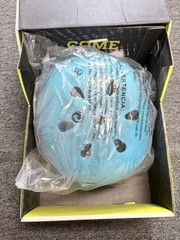 Pro-Tec Skate The Bucky Helmet size Medium Translucent Blue