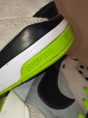 Nike SB Zoom Paul Rodriguez 2.5 Skate Shoes Men’s Size 9 Grey Neon Green 366620