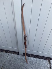 Vintage Archery Hunter Recurve Bow for left hand shooters. No string included