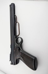 Crosman 105 «Bullseye» Vintage 1947 Single-Shot, Multi-Pump Pneumatic Air Pistol