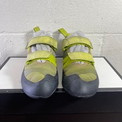 Butora Endeavor Moss Climbing Shoes Lime Green Black Hook & Loop Men’s 10 US