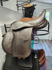Close Contact, English Saddle, Dark Brown, 16.5, hardly used