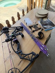 Hoyt Vicxen Compound Bow Right Hand