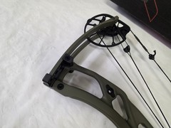 Hoyt RX-9 Ultra 60 – 70lbs/26″ – 31″/Wilderness