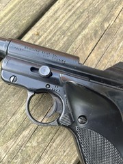 Vtg Crosman Mark II Single Shot .177 Cal co2 bb/pellet air pistol （works great)