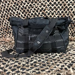 NEW Push Division 01 Duffle Bag – Black – Black