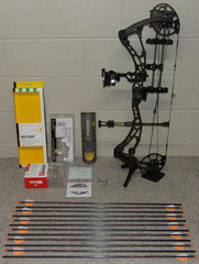 Loaded Right Hand 2025 Bowtech Solution LS Bow Package-24.5 to 30″, 60 to 70 lb