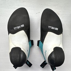 Evolv TRAX SAS Rock Climbing Shoes Black/Teal US 8.5 Medium Width