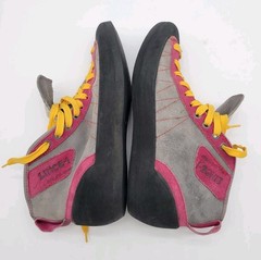 Vintage Boreal «Lince» climbing shoes, a classic model popular in the 80s EU 39
