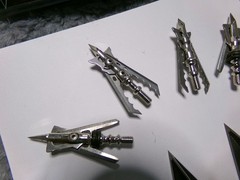 5 Rage Hypodermic mechanical Broadheads 100 Grain Slipcam + 3 unknown EUC