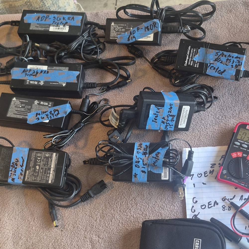 Wholesale Lot of 8 AC Power Adapters – Tested Working (Delta, HP, TOSHIBA