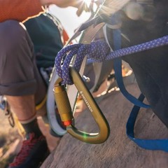 Swiss Tech 30KN Climbing Carabiners, 2 pack, Auto Locking, Lightweight, 7075 Alu