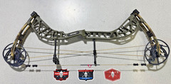 BEAR WHITETAIL MAXX…RH…GREEN/CAMO