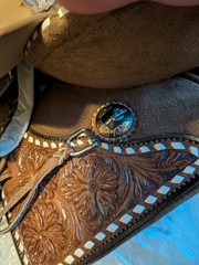 Seven Saddle Lightweight Leather Saddle, Brown,Seat: 12.5″ Gullet:6.5